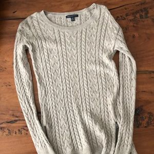 Sweater. American Eagle. Knitted.
